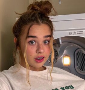 Who Is Bubble Bratz? Age, Weight, Net Worth, and Family